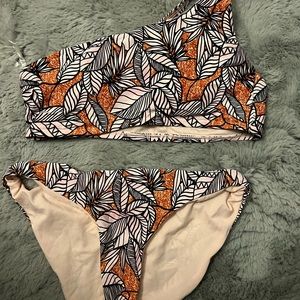 Gianni Bini swimsuit